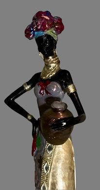 MULTICOLORED LADY - Statue