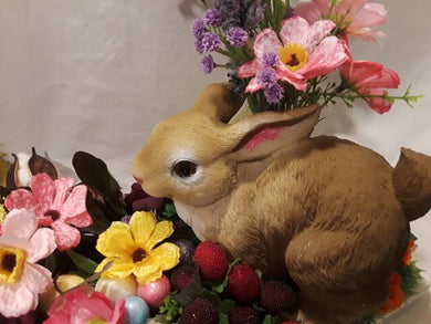 BUNNY EASTER BUNNY- Center piece