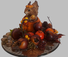 FALL SQUIRREL- Be Thankful