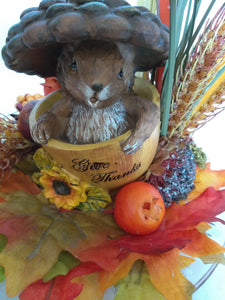 FALL SQUIRREL - Joyfull
