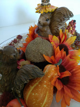 FALL SQUIRRLES -Happiness