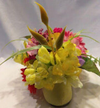 YELLOW SHOE- Flower Arrangement