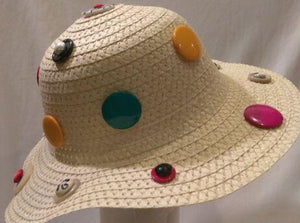 BUTTUN-  Buttons Girls Hat