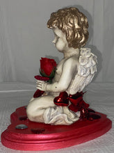 VALENTINES DAY ANGLE-Red Roses Statue
