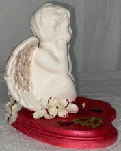 VALENTINES DAY WHITE - Gold Wings Angle Statue