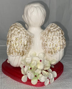 VALENTINES DAY WHITE - Gold Wings Angle Statue
